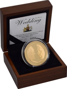 2011 - Proof £5 Gold Coin, Royal Wedding: William and Catherine